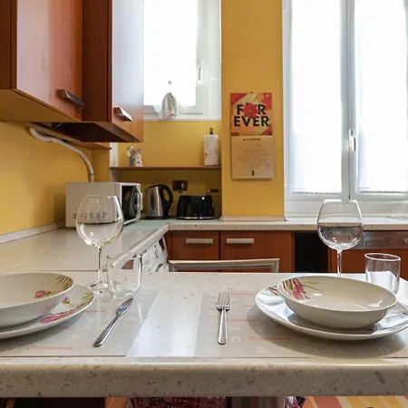 Shanti Apartment
