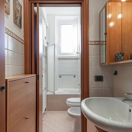 Shanti Apartment